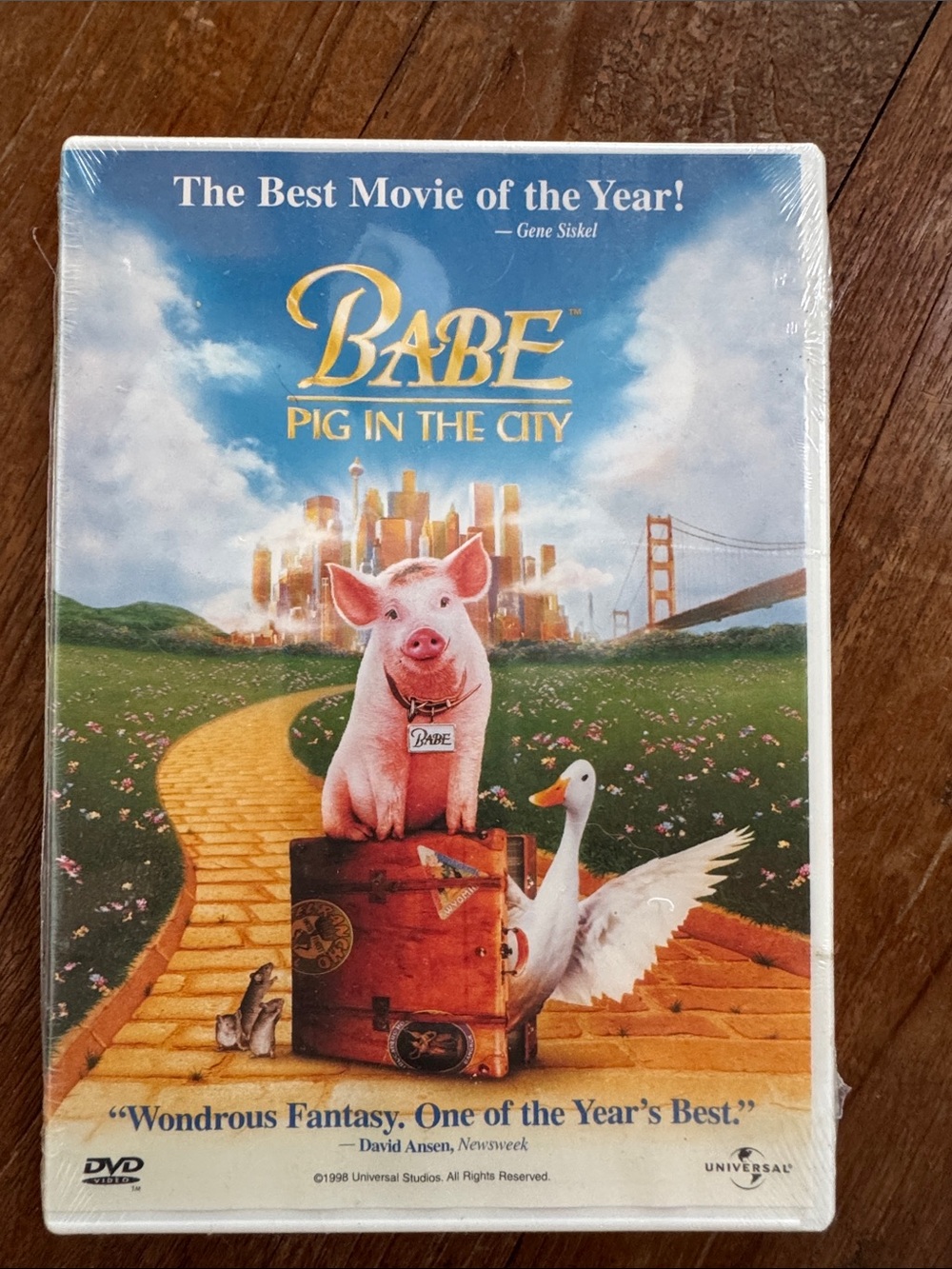 NWT DVD Babe Pig in the City